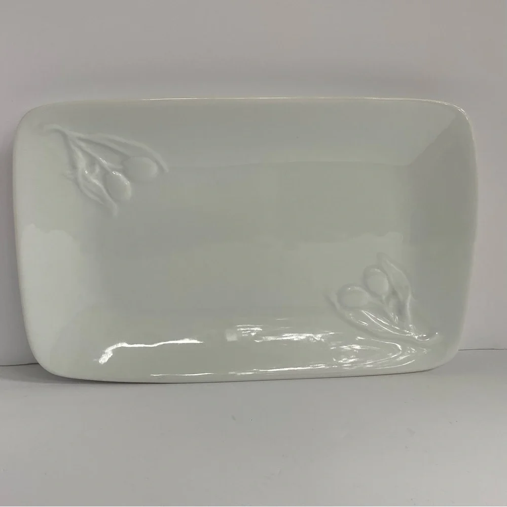 Crate & Barrel Plate Porcelain with Raised Olive Design For Cheese Snacks mint!